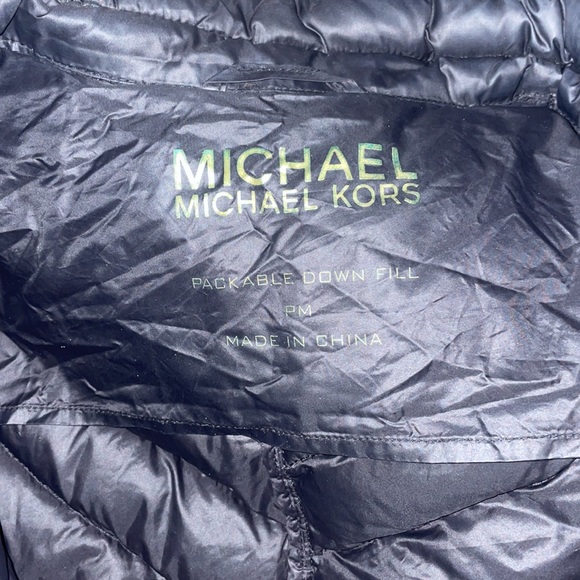 Michael Kors puff jacket - Picture 2 of 4
